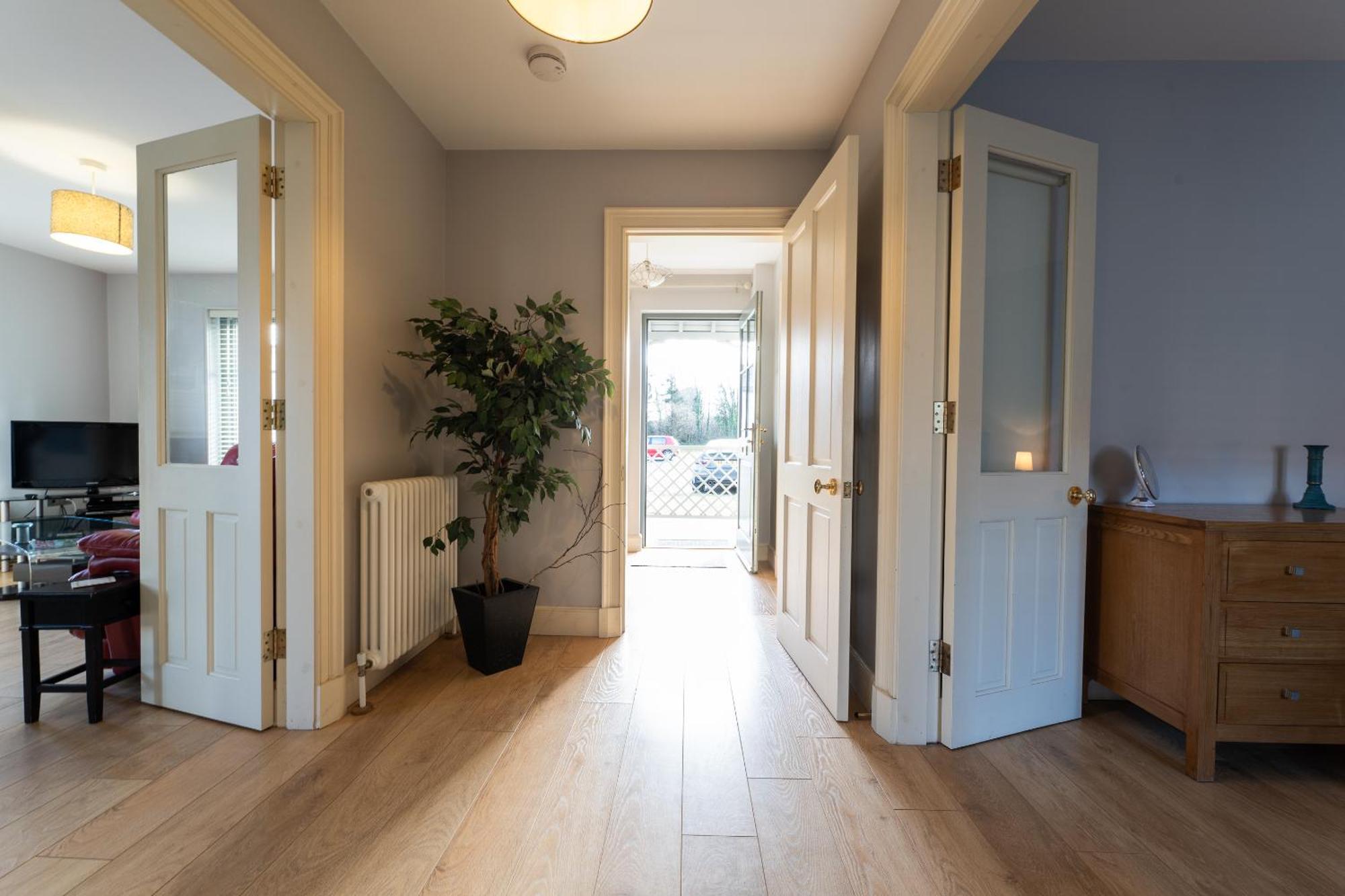 Escape Ordinary At Lough Erne Gv - No.32 * Enniskillen