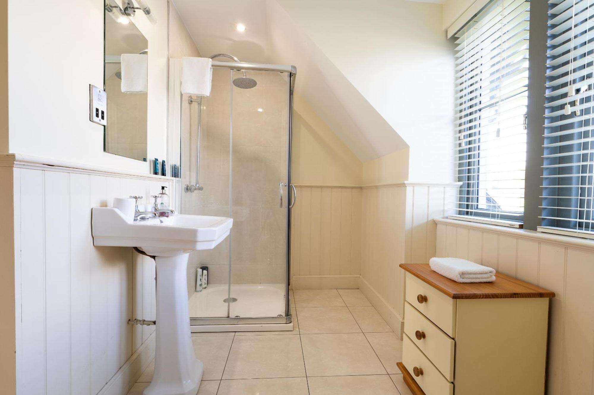 Escape Ordinary At Lough Erne Gv - No.32 Holiday home Enniskillen